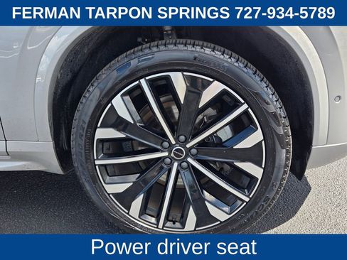 Certified 2025 Volvo XC90 B6 Plus image 13