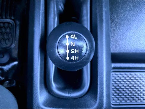 Used 2020 RAM 3500 Tradesman image 32