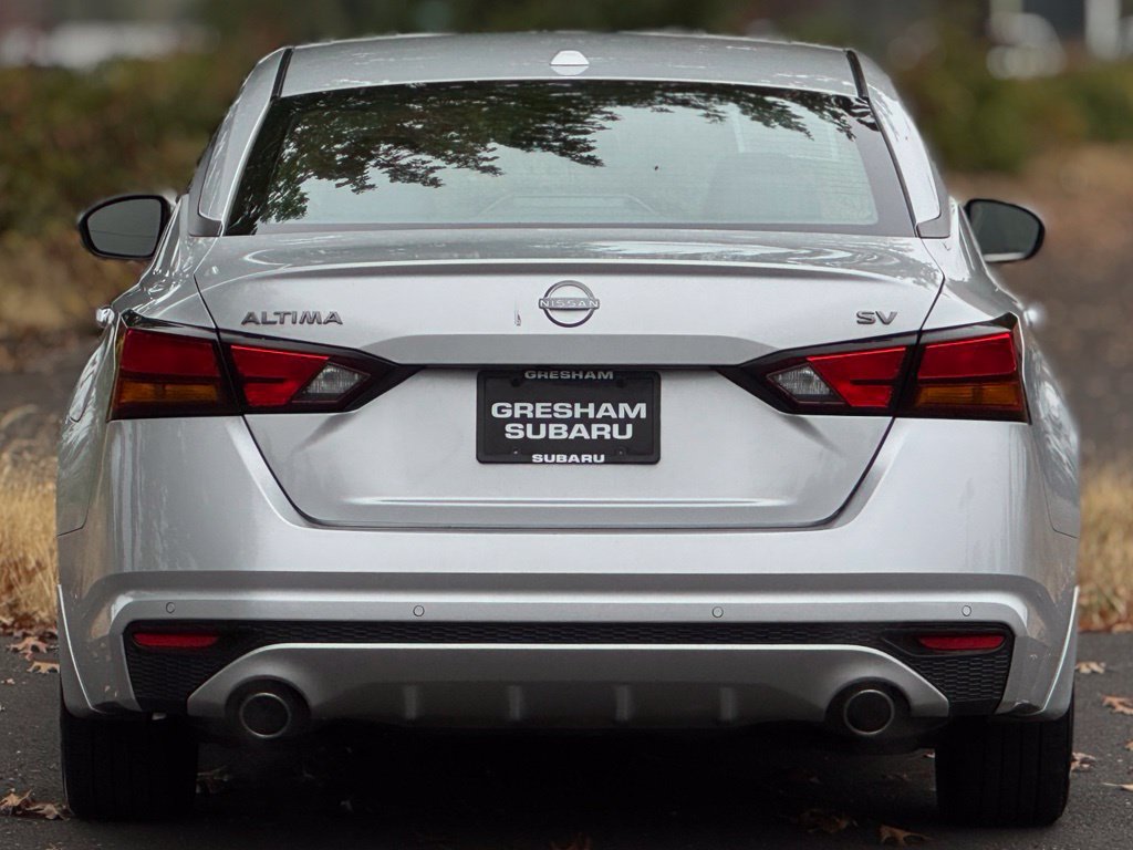 Used 2024 Nissan Altima 2.5 SV w/ SV Premium Package FWD image 6
