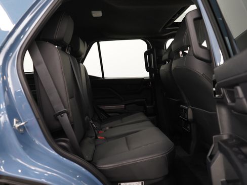 Certified 2025 Toyota 4Runner TRD Off-Road Premium image 14