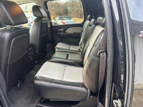 Used 2007 Chevrolet Avalanche LT w/ LT Preferred Equipment Group image 28