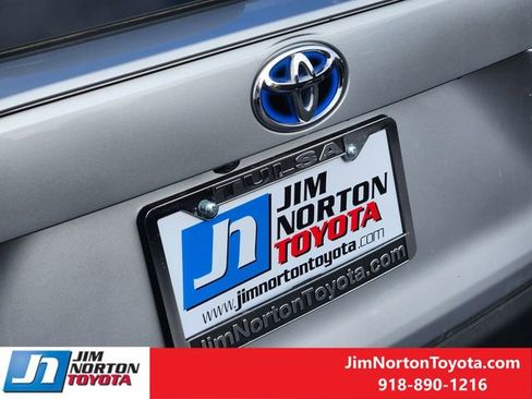 Used 2024 Toyota RAV4 LE image 11