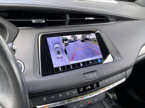 Used 2023 Cadillac XT4 Premium Luxury w/ Enhanced Visibility Package image 20