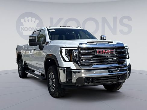 New 2026 GMC Sierra 3500 SLT w/ SLT Premium Package image 10