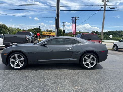 Used 2010 Chevrolet Camaro LT RWD image 1