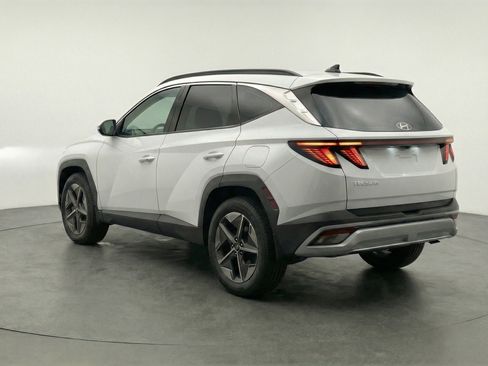 Used 2025 Hyundai Tucson SEL AWD/4WD image 6