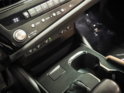 Certified 2023 Lexus ES 350 w/ Premium Package FWD image 16