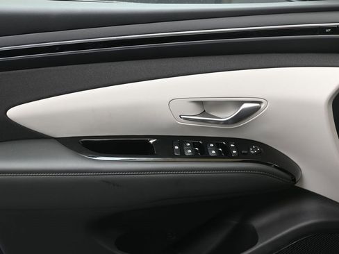 Used 2024 Hyundai Tucson Limited image 21