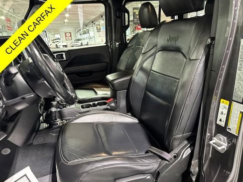 Used 2019 Jeep Wrangler Unlimited Sahara w/ Quick Order Package 24M Moab AWD/4WD image 14