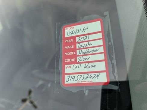 Used 2021 Toyota Highlander Platinum image 25