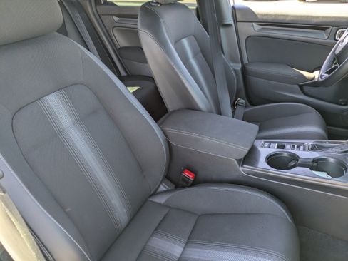 Used 2025 Honda Civic Sport image 10