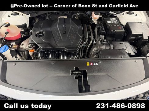 Used 2022 Kia Sorento LX AWD/4WD image 4