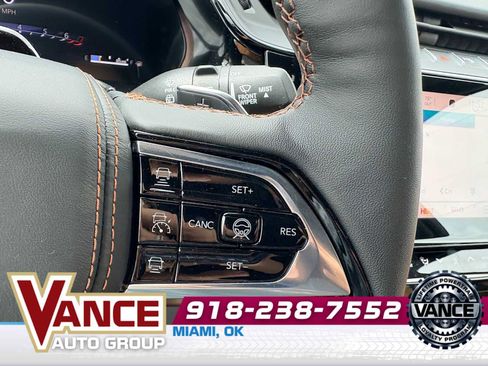 New 2026 Jeep Grand Cherokee L Summit w/ Obsidian Package AWD/4WD image 31