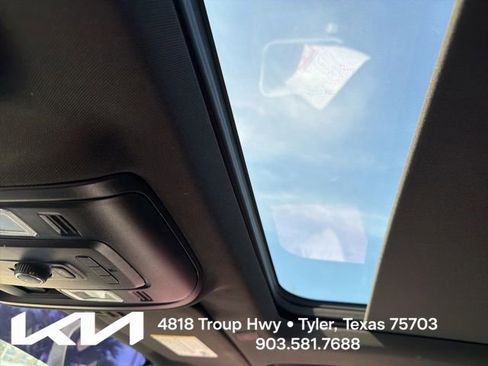 Used 2022 Chevrolet Tahoe Z71 AWD/4WD image 23