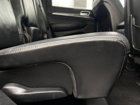 Used 2018 Jeep Grand Cherokee Limited image 34