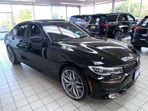 Used 2020 BMW 330i Sedan w/ Convenience Package RWD image 4