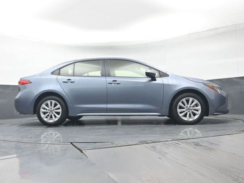 Used 2023 Toyota Corolla LE w/ LE Convenience Package image 32