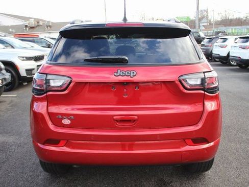 Used 2024 Jeep Compass Limited w/ High Altitude Package image 29