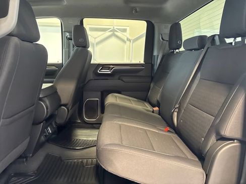 Used 2025 Chevrolet Silverado 2500 LT w/ Convenience Package AWD/4WD image 17