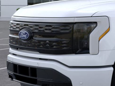 New 2025 Ford F150 Lightning Platinum image 17
