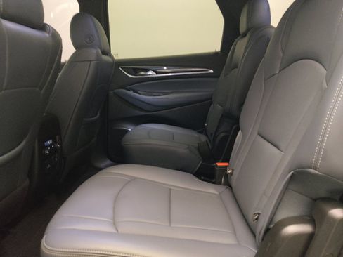 Used 2023 Buick Enclave Essence w/ Sound and Sites Package FWD image 18
