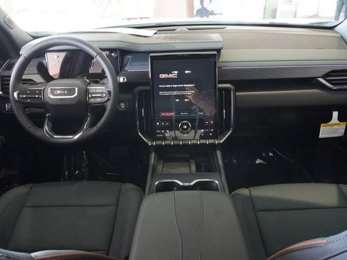 New 2026 GMC Acadia AT4 image 12