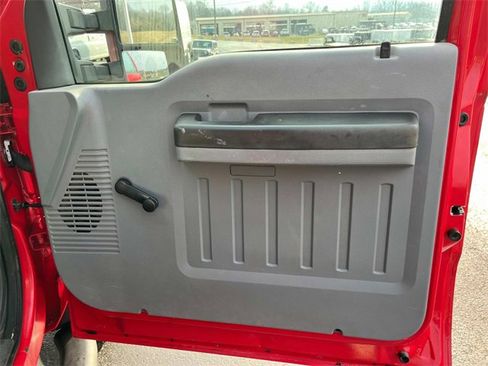 Used 2012 Ford F450 XL w/ Snow Plow Prep Pkg image 17