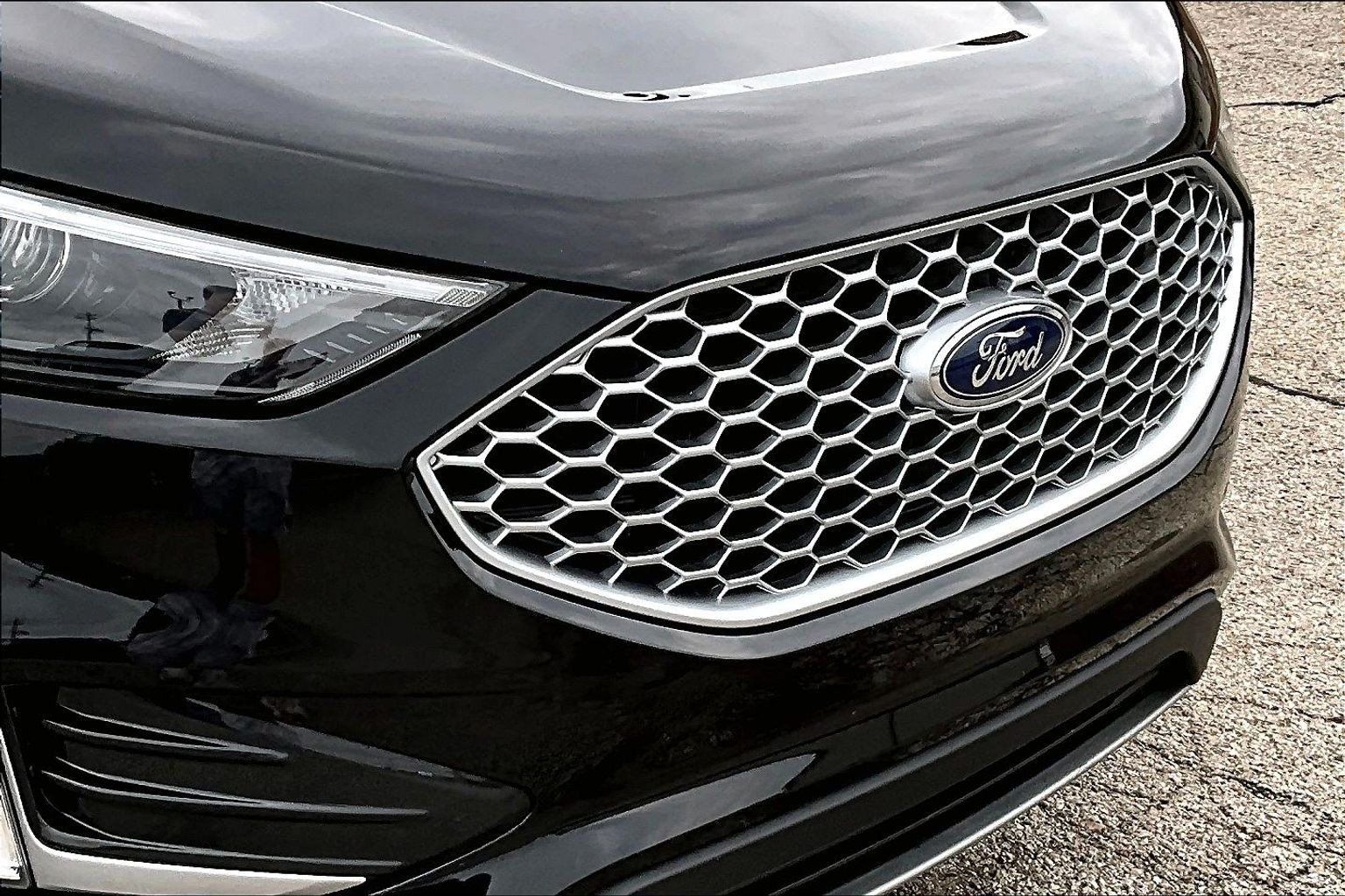 Used 2024 Ford Edge SEL w/ Convenience Package AWD/4WD image 30