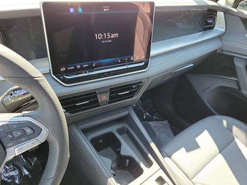 New 2026 Volkswagen Tiguan SE R-Line FWD image 25