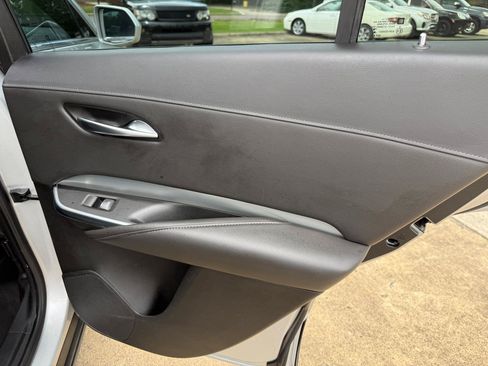 Used 2020 Cadillac XT4 Premium Luxury FWD image 27