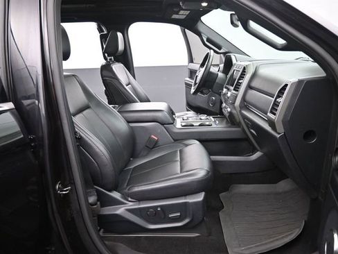 Used 2021 Ford Expedition Max XLT image 20