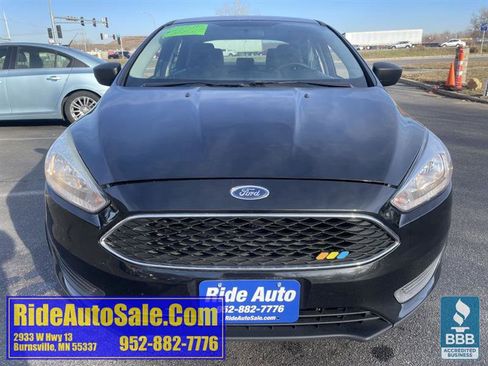 Used 2015 Ford Focus S image 2
