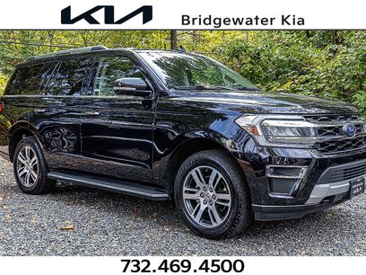 Used 2023 Ford Expedition Limited