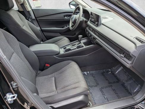 Used 2023 Honda Accord EX image 21