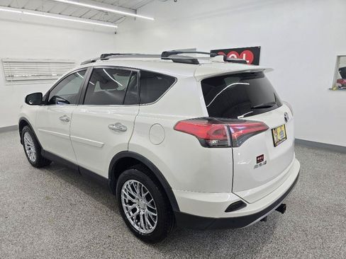 Used 2018 Toyota RAV4 Limited w/ Advanced Technology Package FWD image 4