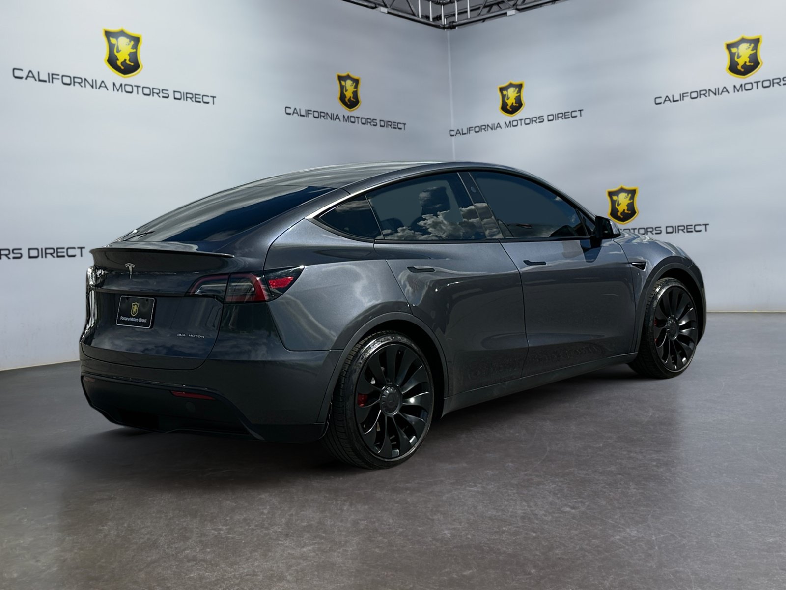 Used 2023 Tesla Model Y Performance AWD/4WD image 4