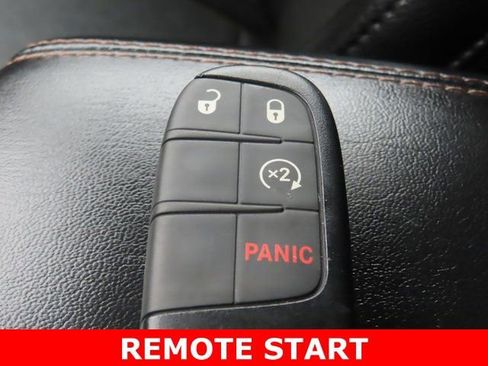 Used 2022 Jeep Compass Limited image 38