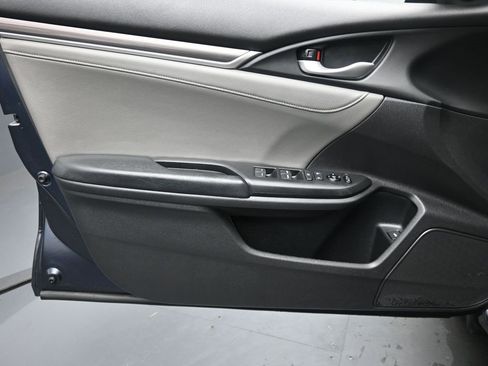 Used 2020 Honda Civic EX-L image 21