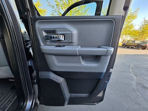 Used 2018 RAM 1500 Big Horn image 46