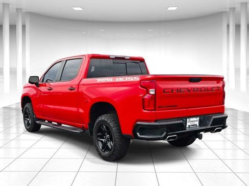 Used 2022 Chevrolet Silverado 1500 LT Trail Boss w/ LT Trail Boss Premium Package image 3