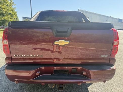 Used 2008 Chevrolet Avalanche LTZ w/ LTZ Preferred Equipment Group image 4