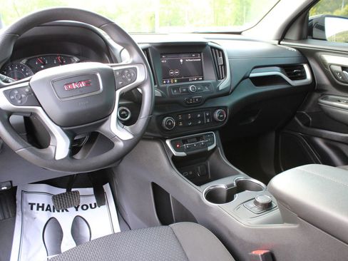 Used 2022 GMC Terrain SLE image 20