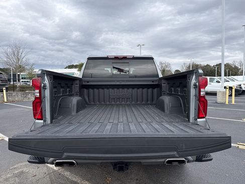 Used 2024 Chevrolet Silverado 1500 High Country image 31