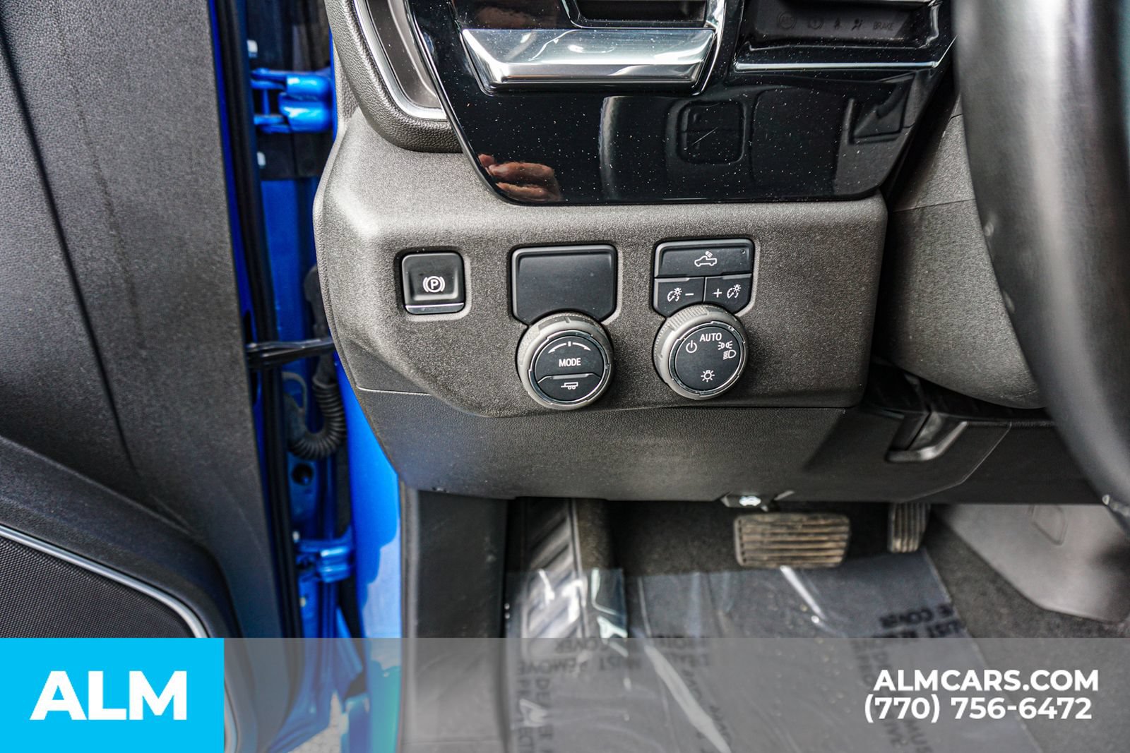 Used 2025 Chevrolet Silverado 1500 LT RWD image 36