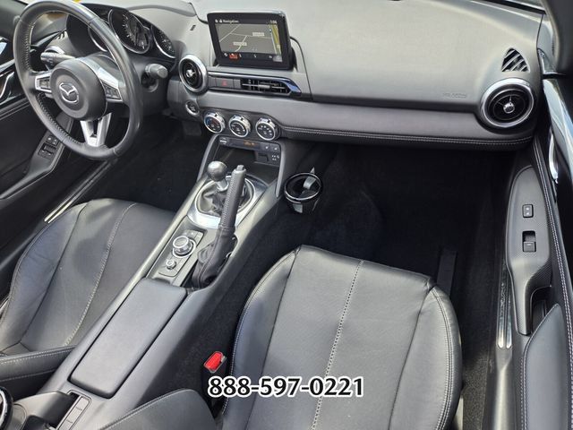 Used 2020 MAZDA MX-5 Miata RF Grand Touring RWD image 17