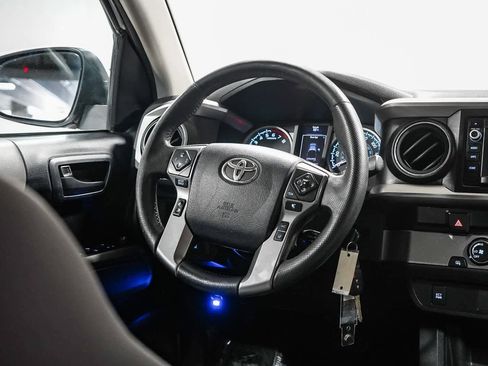 Certified 2019 Toyota Tacoma SR5 RWD image 21