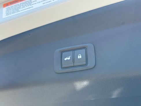 New 2026 Mitsubishi Outlander SE AWD/4WD image 9