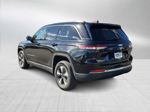 Used 2022 Jeep Grand Cherokee Limited 4xe image 12