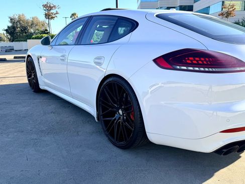 Used 2015 Porsche Panamera GTS AWD/4WD image 16