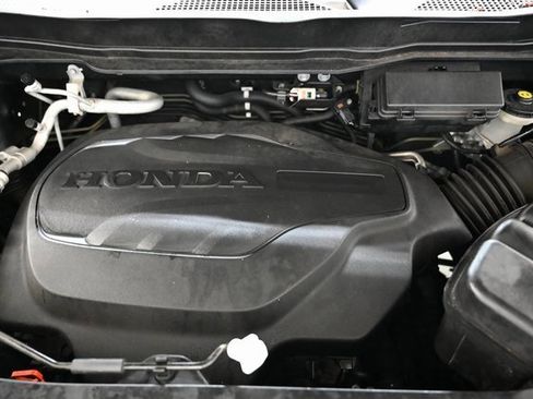 Used 2019 Honda Pilot Elite image 36